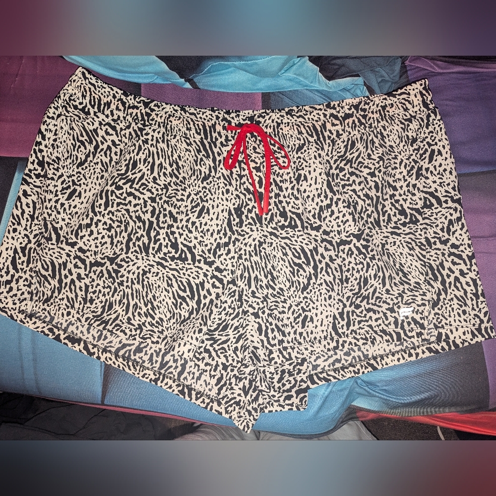 FABLETICS Mid-Rise Quick-dry Drawstring Shorts 2X… - image 3